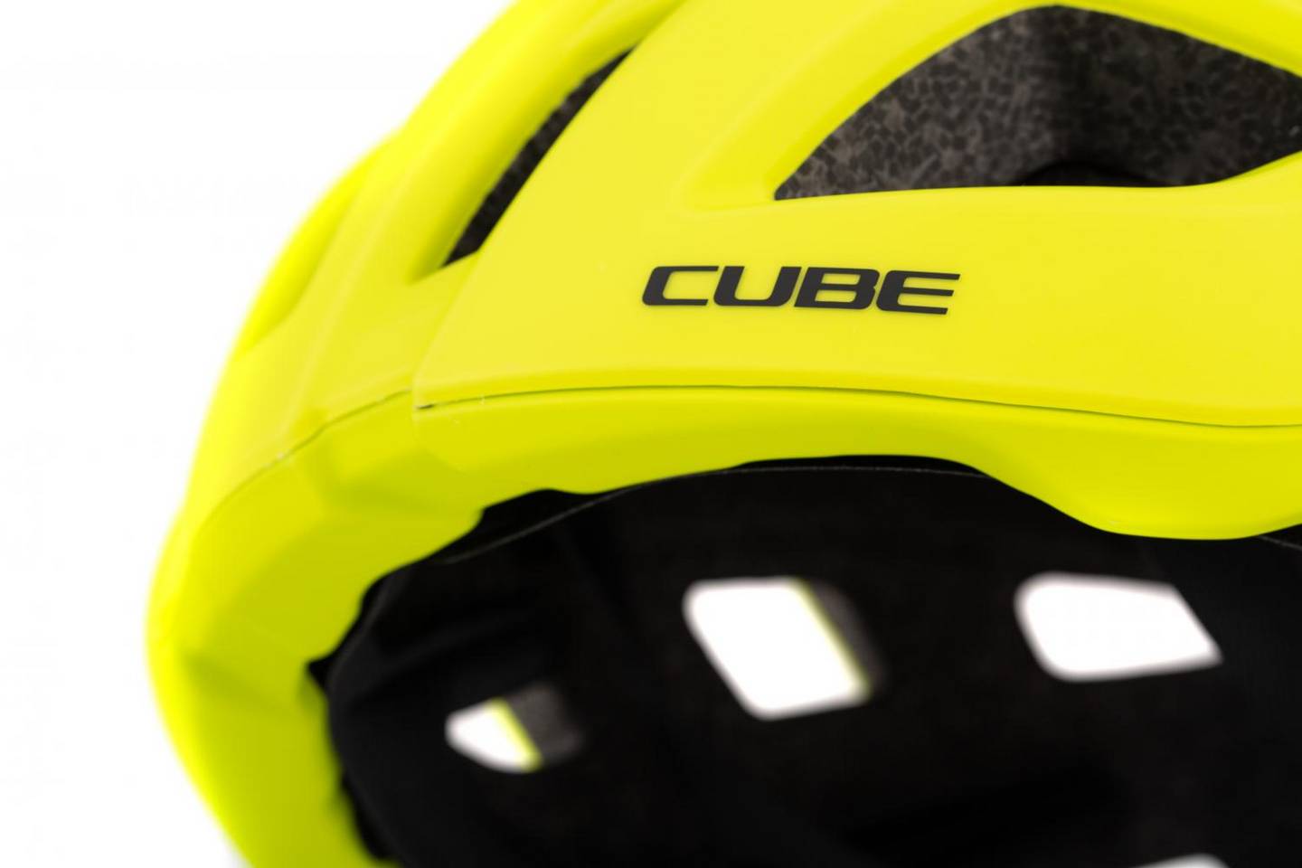 CUBE Helm ROAD RACE yellow