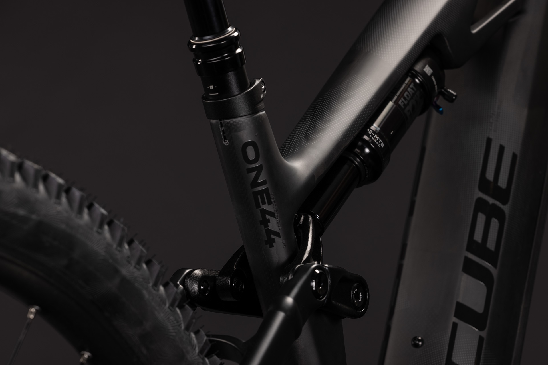Cube Stereo Hybrid ONE44 HPC SLX 800 / blackline