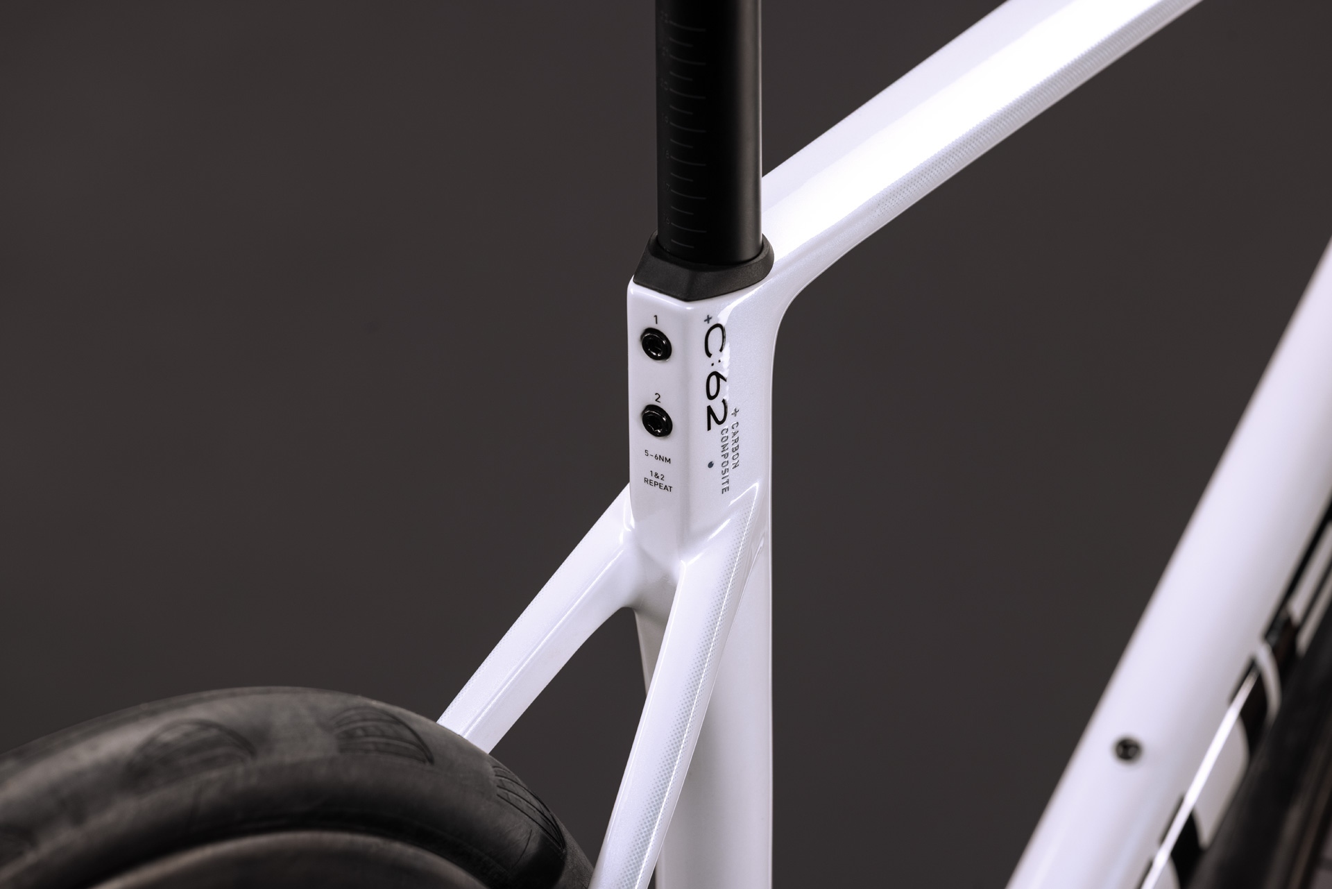 Cube Attain C:62 SLX / metallicwhite´n´black