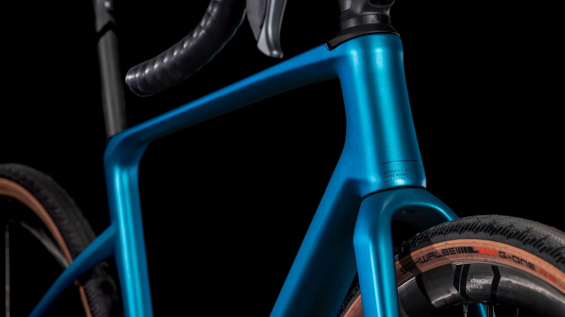 Cube Nuroad C:62 Race / mineralteal´n´blue