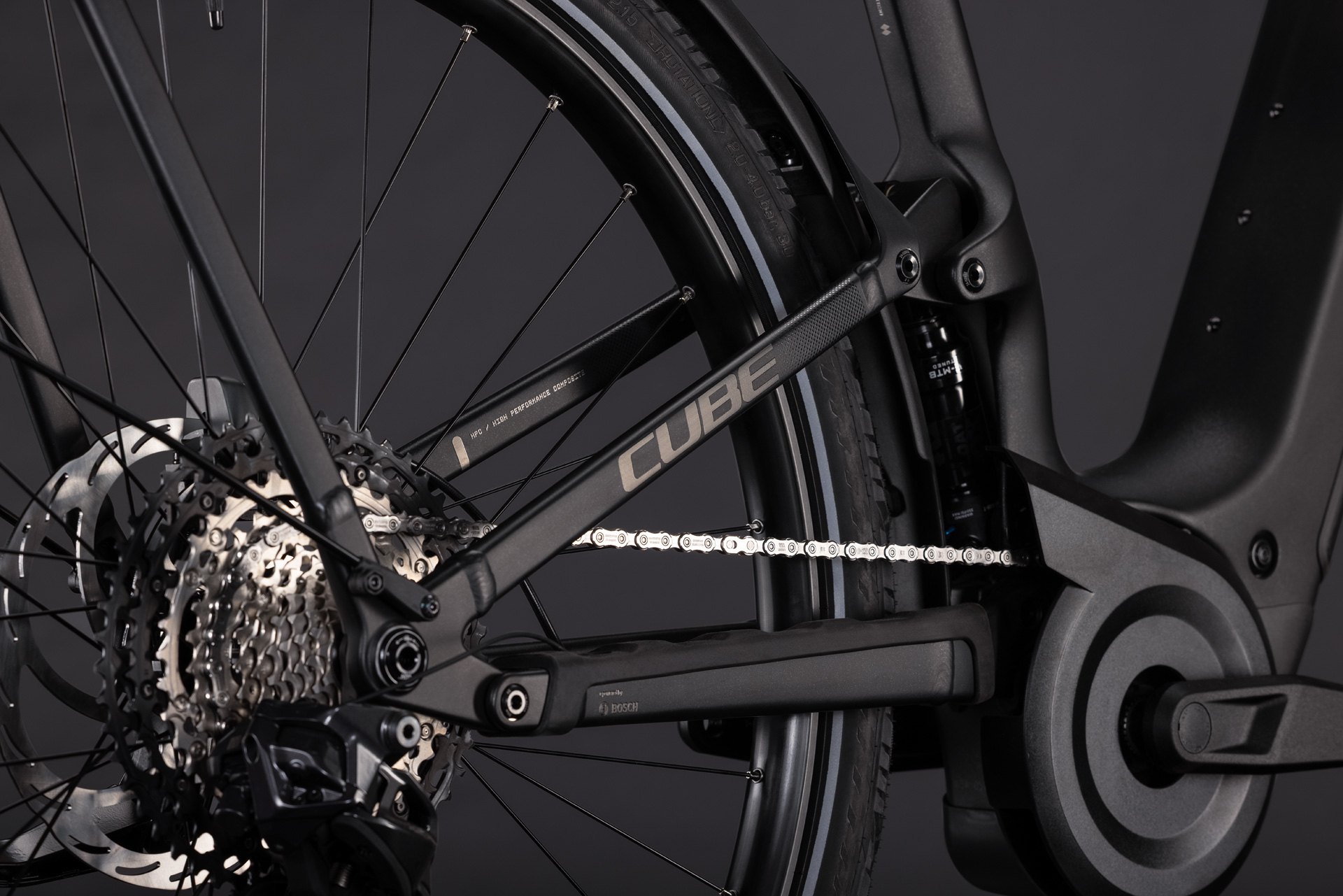 Cube Kathmandu Hybrid ONE11 HPC SLT 800 / carbon´n´silverdust