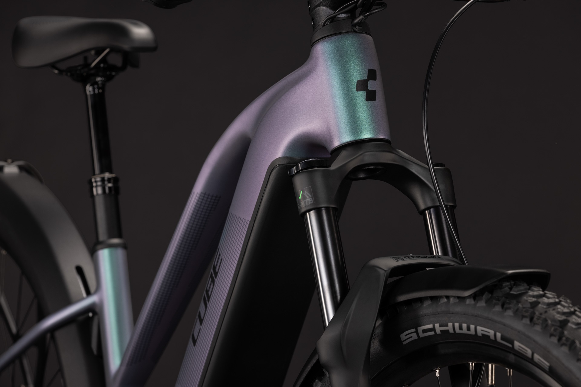 Cube Reaction Hybrid Pro 800 FE / polarlight´n´black / Trapeze
