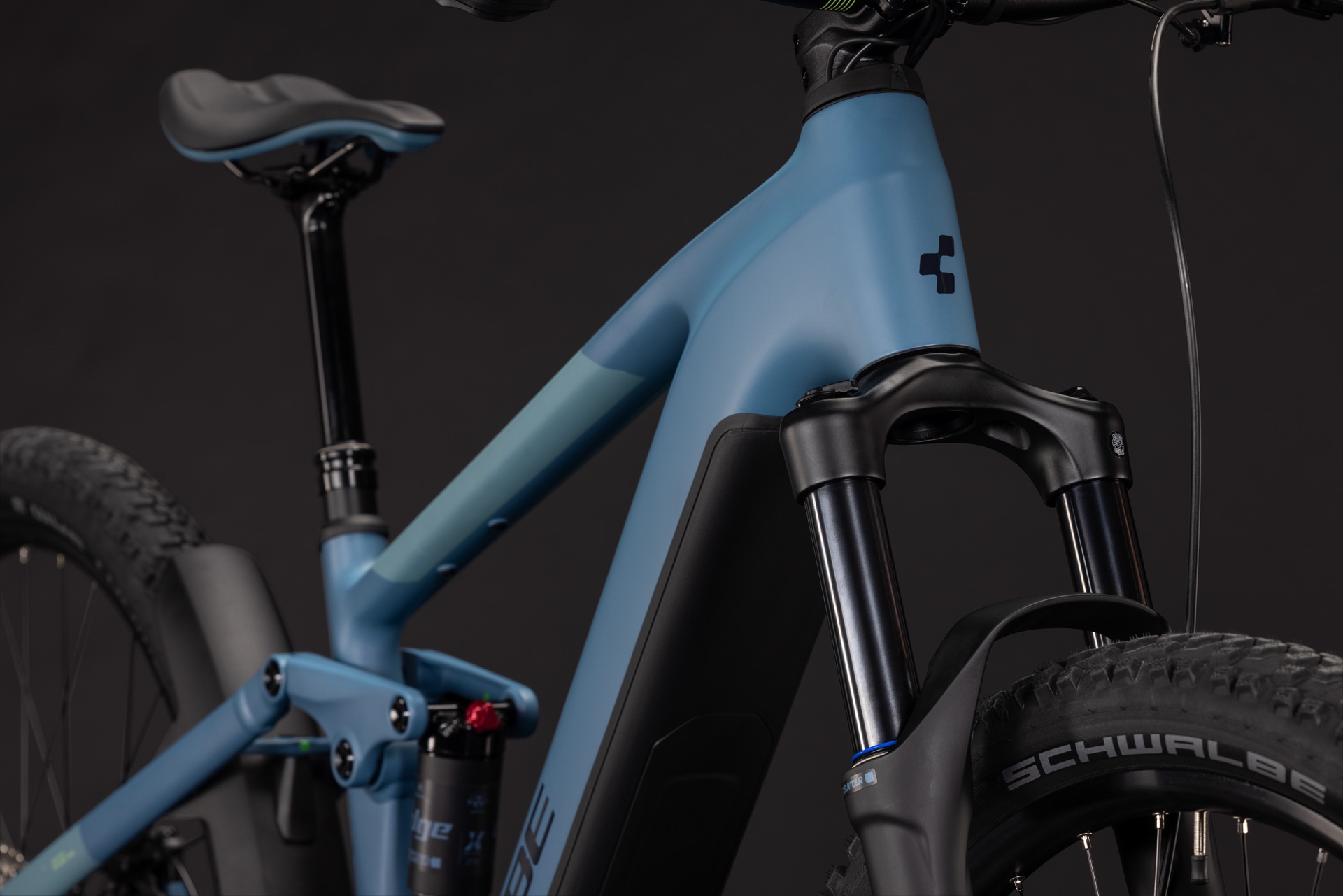 Cube Stereo Hybrid ONE22 Pro 800 / bluesapphire´n´blue