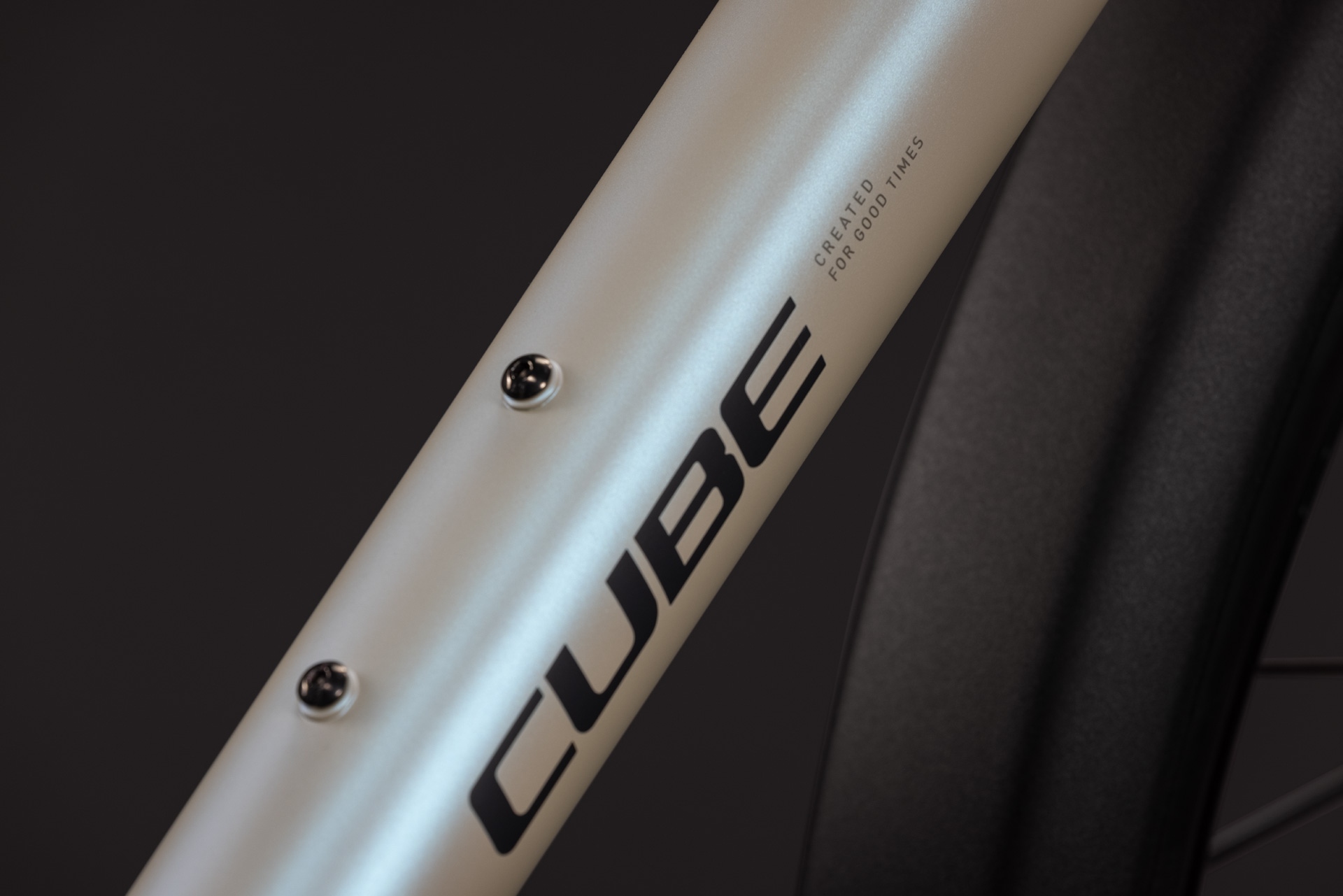 Cube Editor ONE FE / glintsand´n´black  / Trapeze