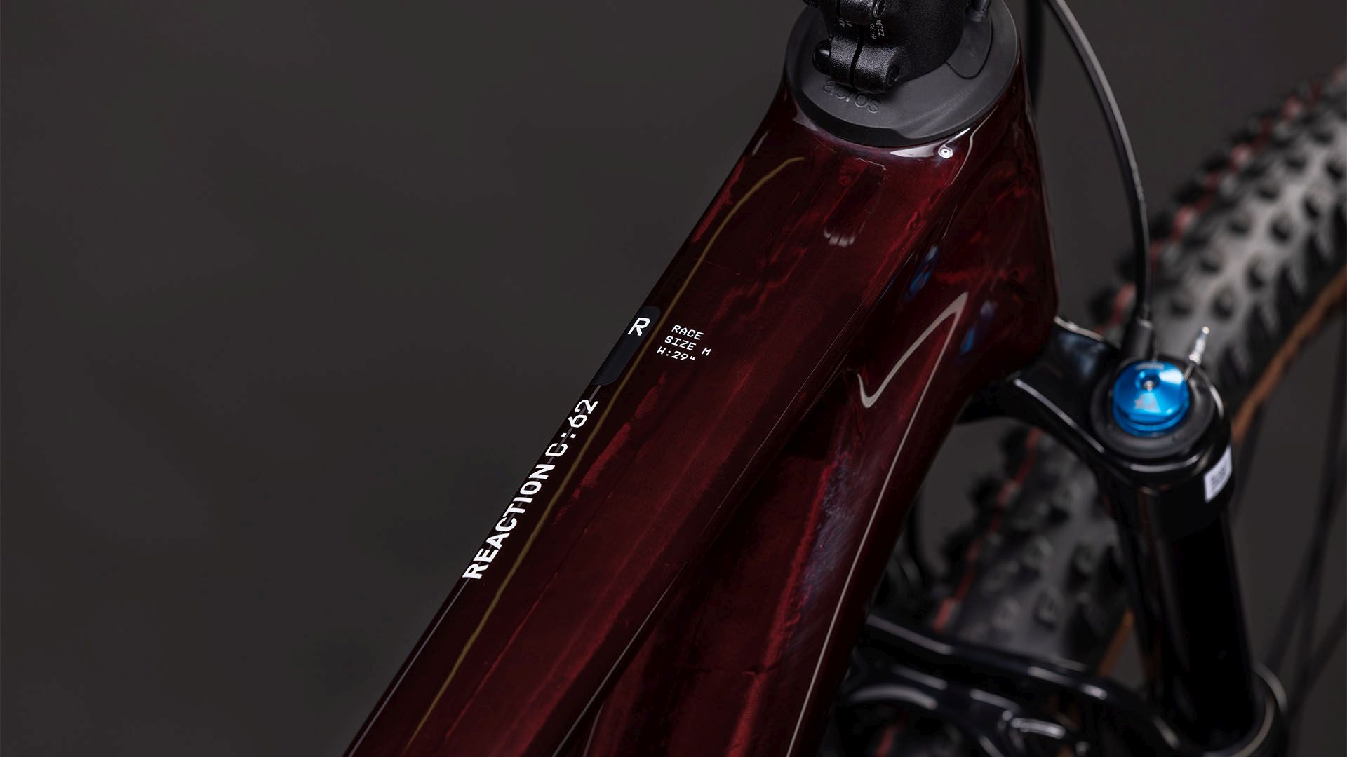 Reaction C:62 Race / liquidred´n´white