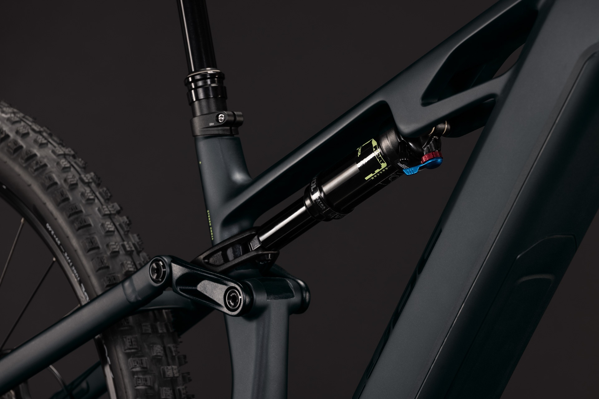 Cube Stereo Hybrid ONE44 HPC Race 800 / coal´n´green