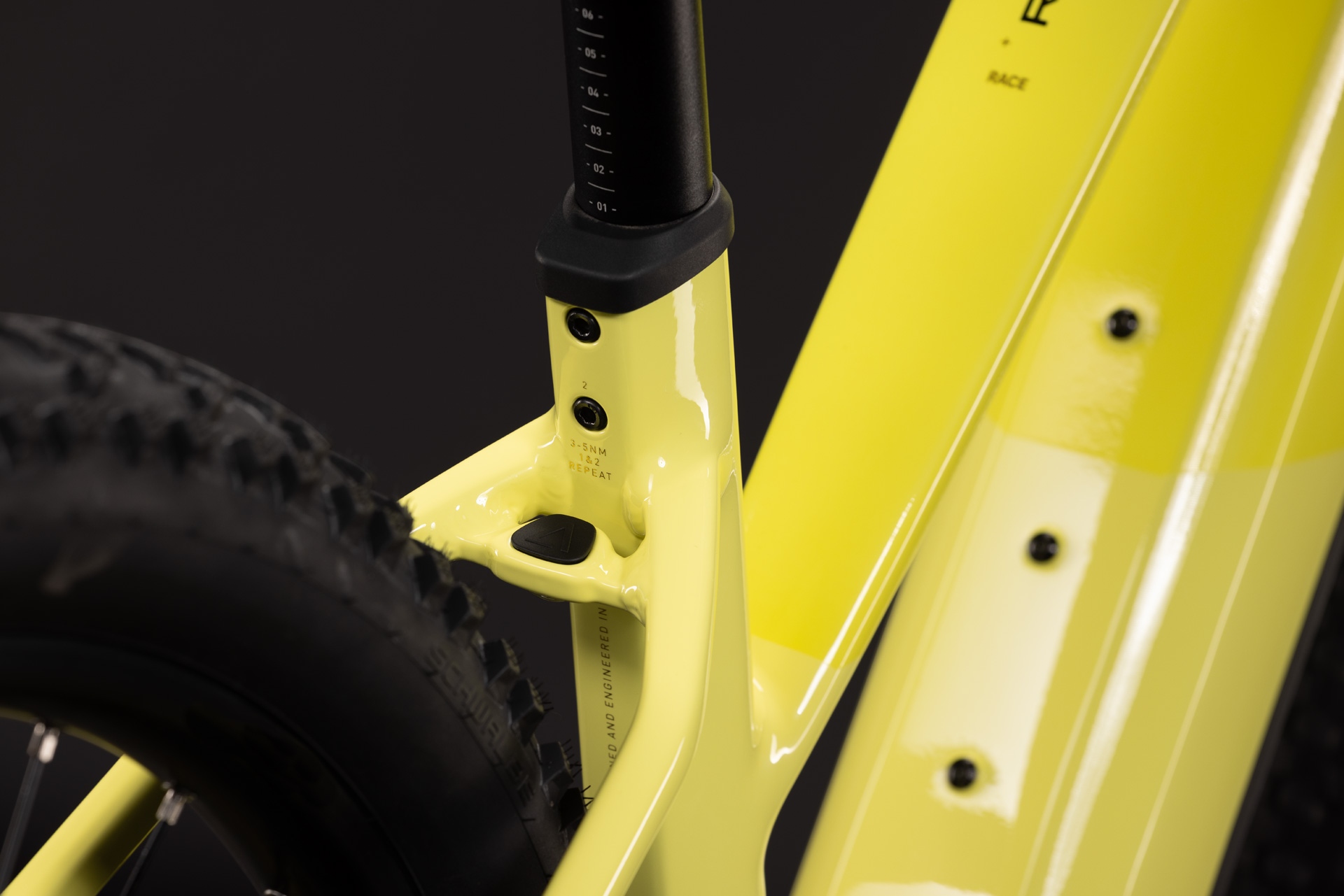 Cube Reaction Hybrid Race 800 / bananasplit´n´black / Trapeze