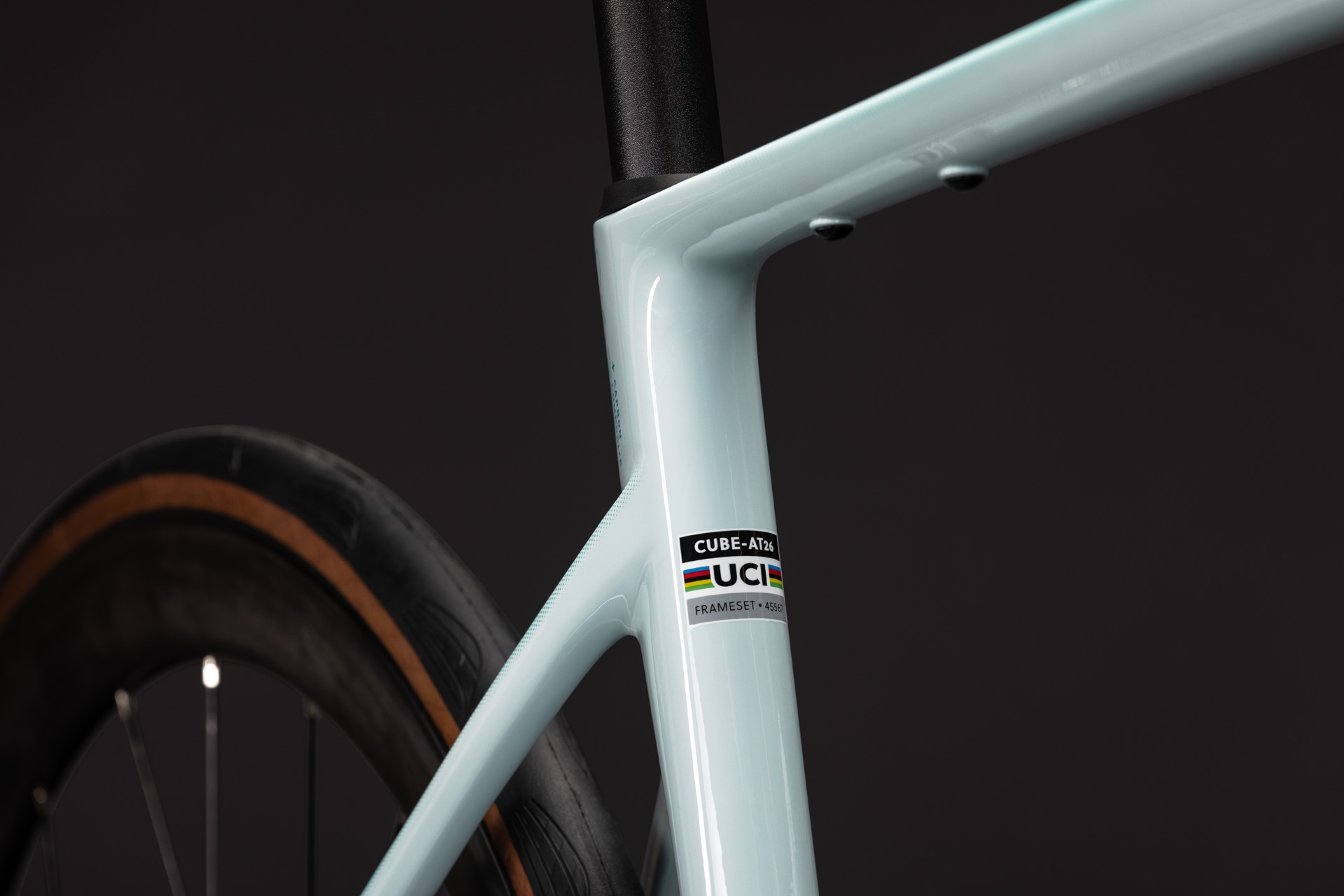 Cube Attain C:62 Race / frostymint´n´mint