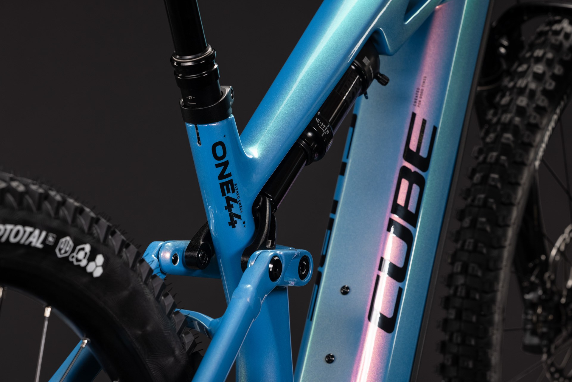 Cube Stereo Hybrid ONE44 HPC SLX 800 / dream´n´black