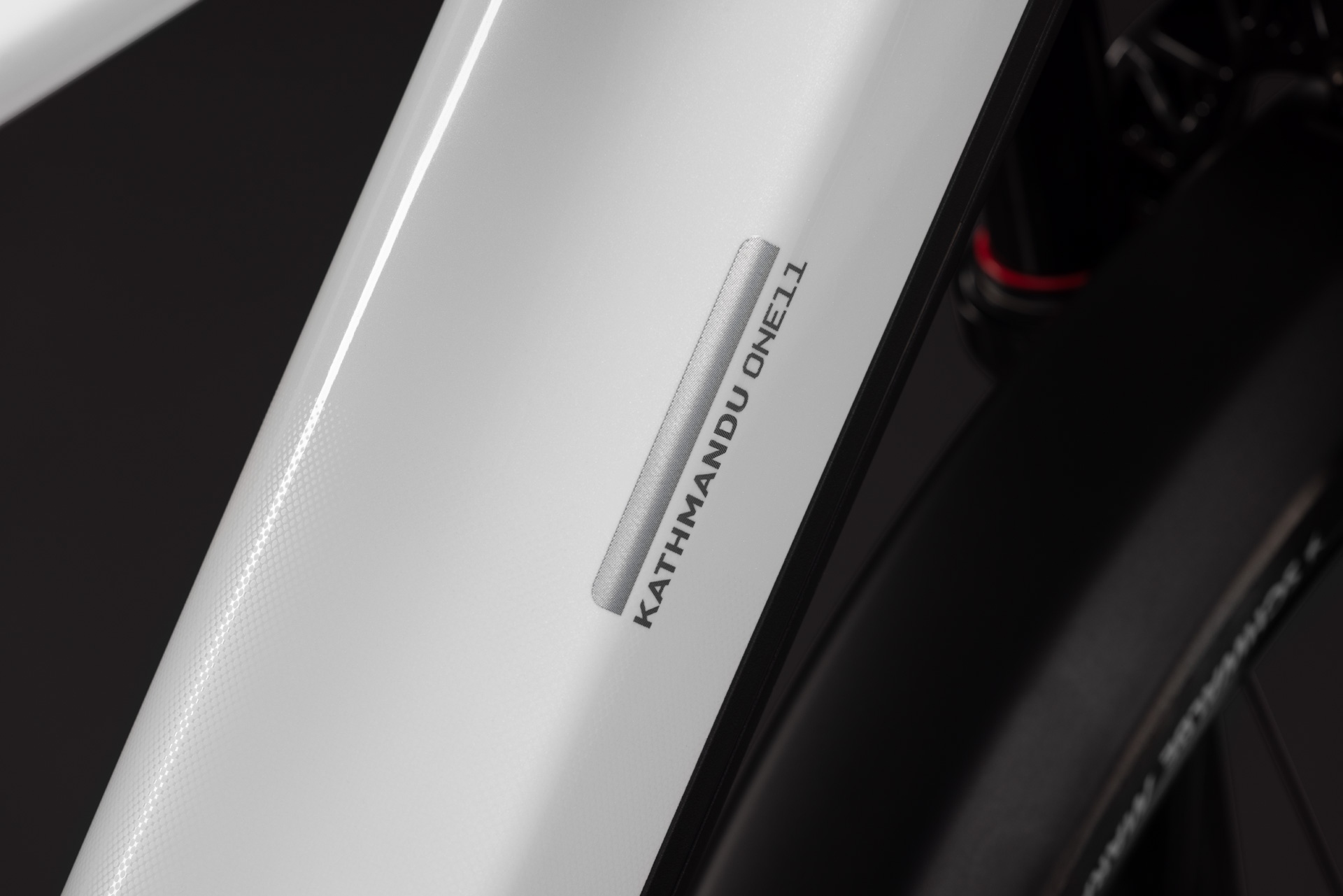 Cube Kathmandu Hybrid ONE11 HPC SLX 800 / metallicwhite´n´prizm