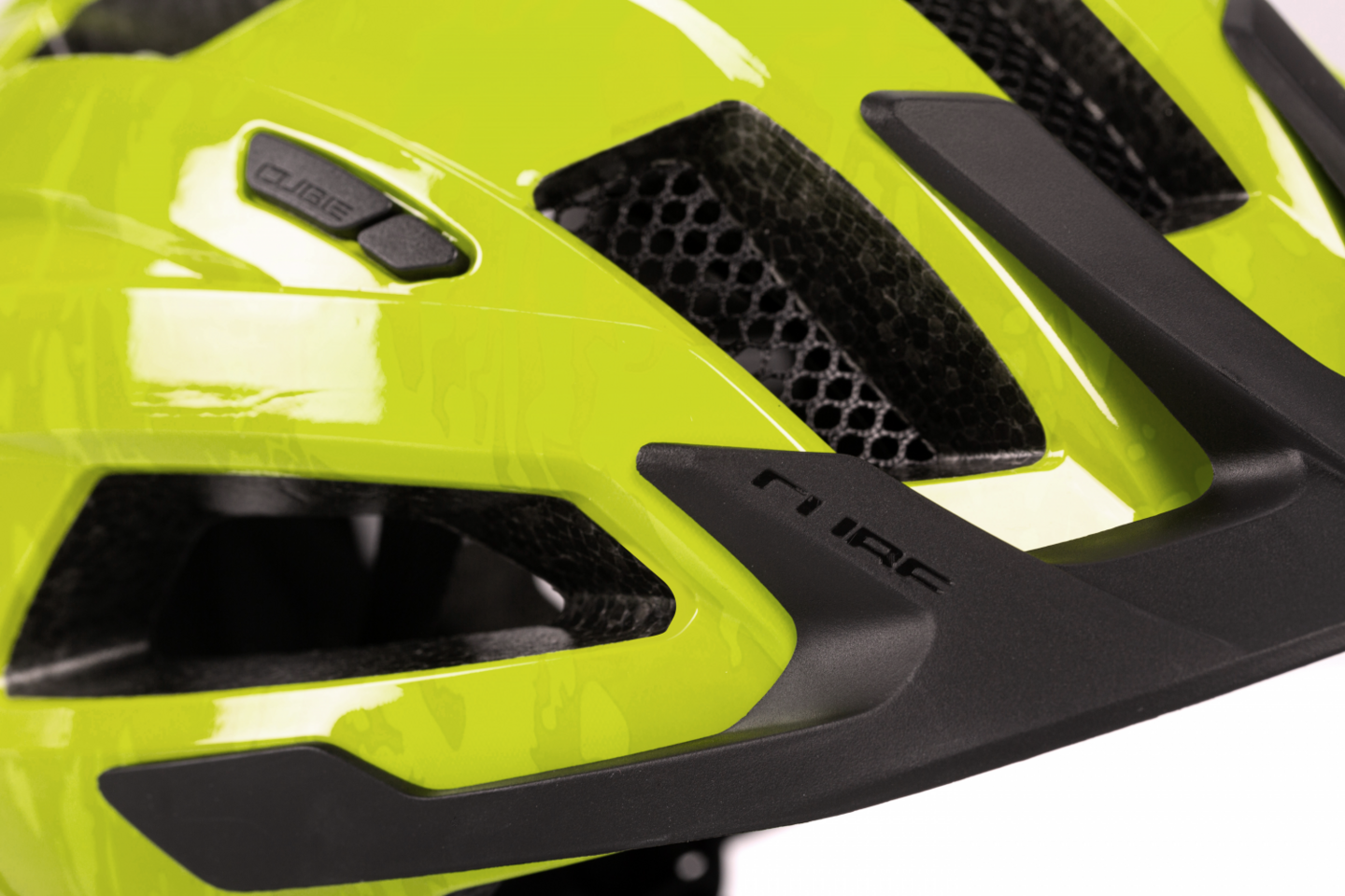 CUBE Helm STEEP  / glossy citrone L (57-62)