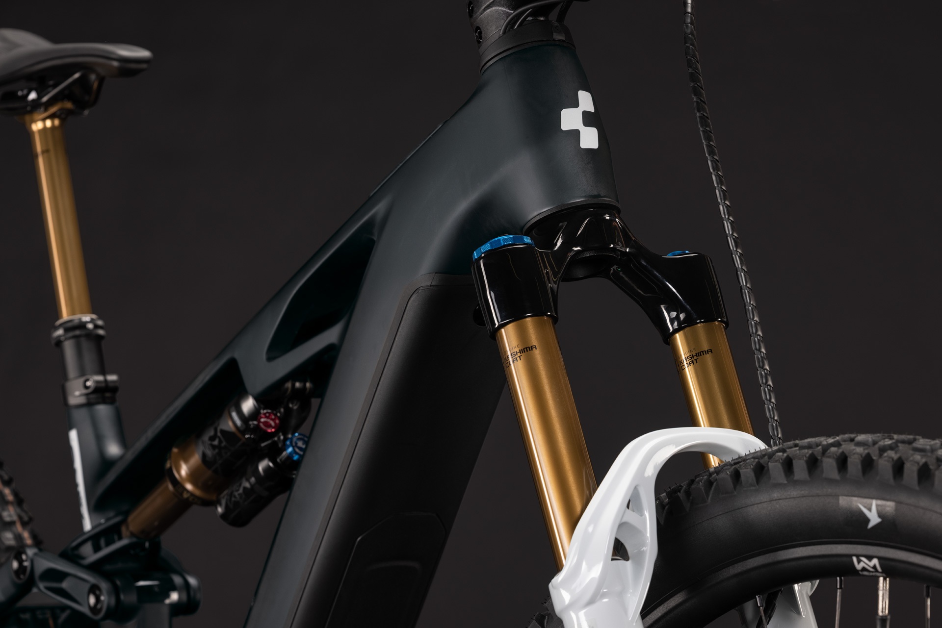 Cube Stereo Hybrid ONE44 HPC AT 800 / carbon´n´white