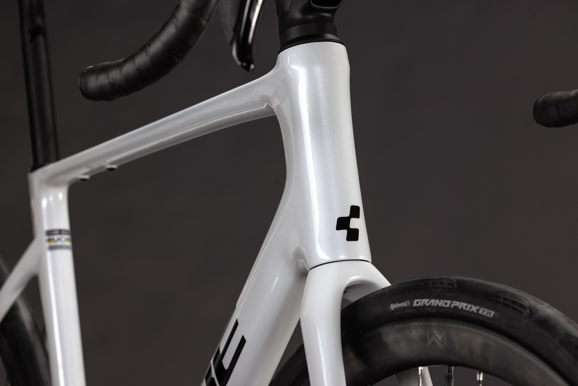 Cube Attain C:62 SLX / metallicwhite´n´black