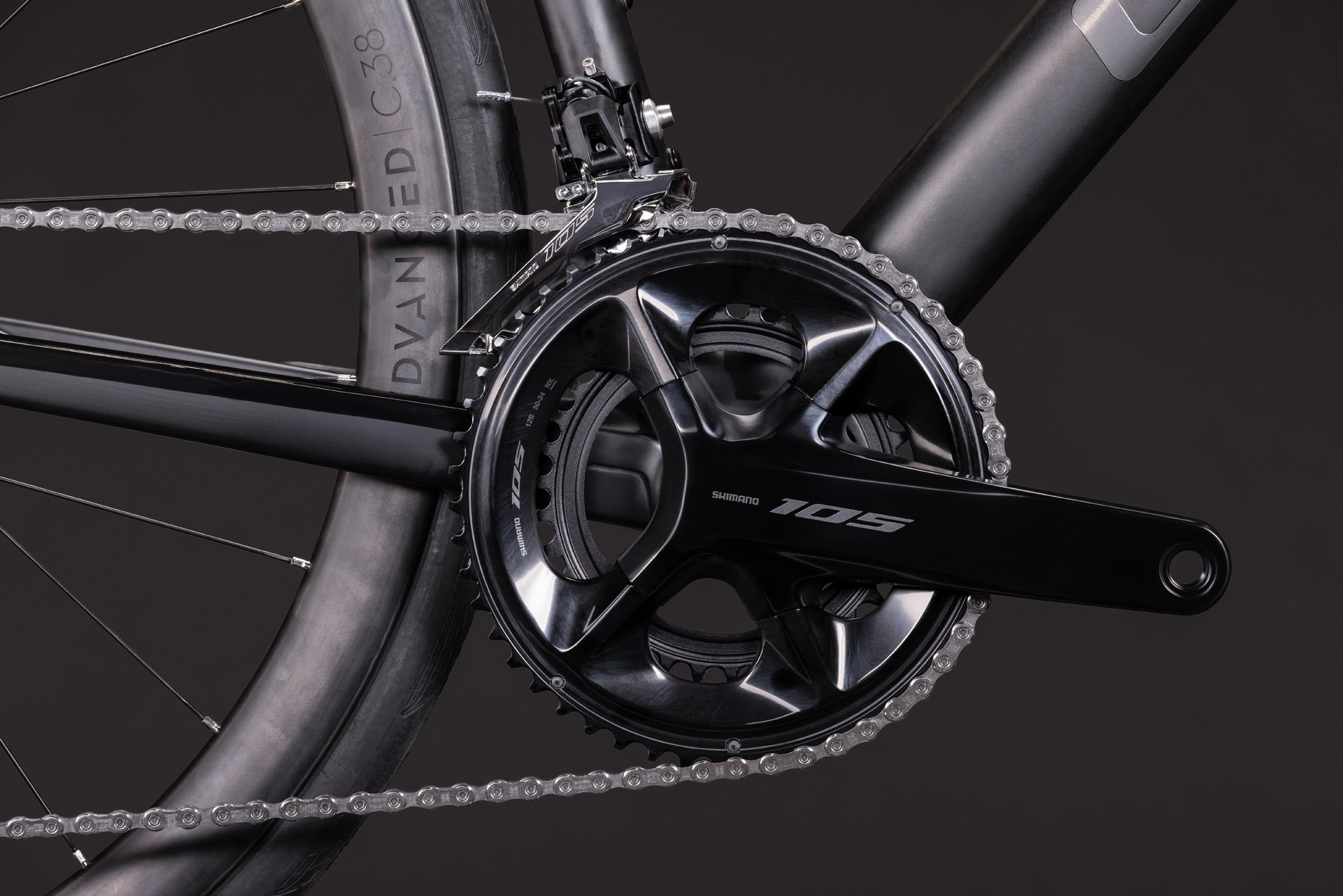 Cube Attain C:62 Race / carbon´n´coalchrome