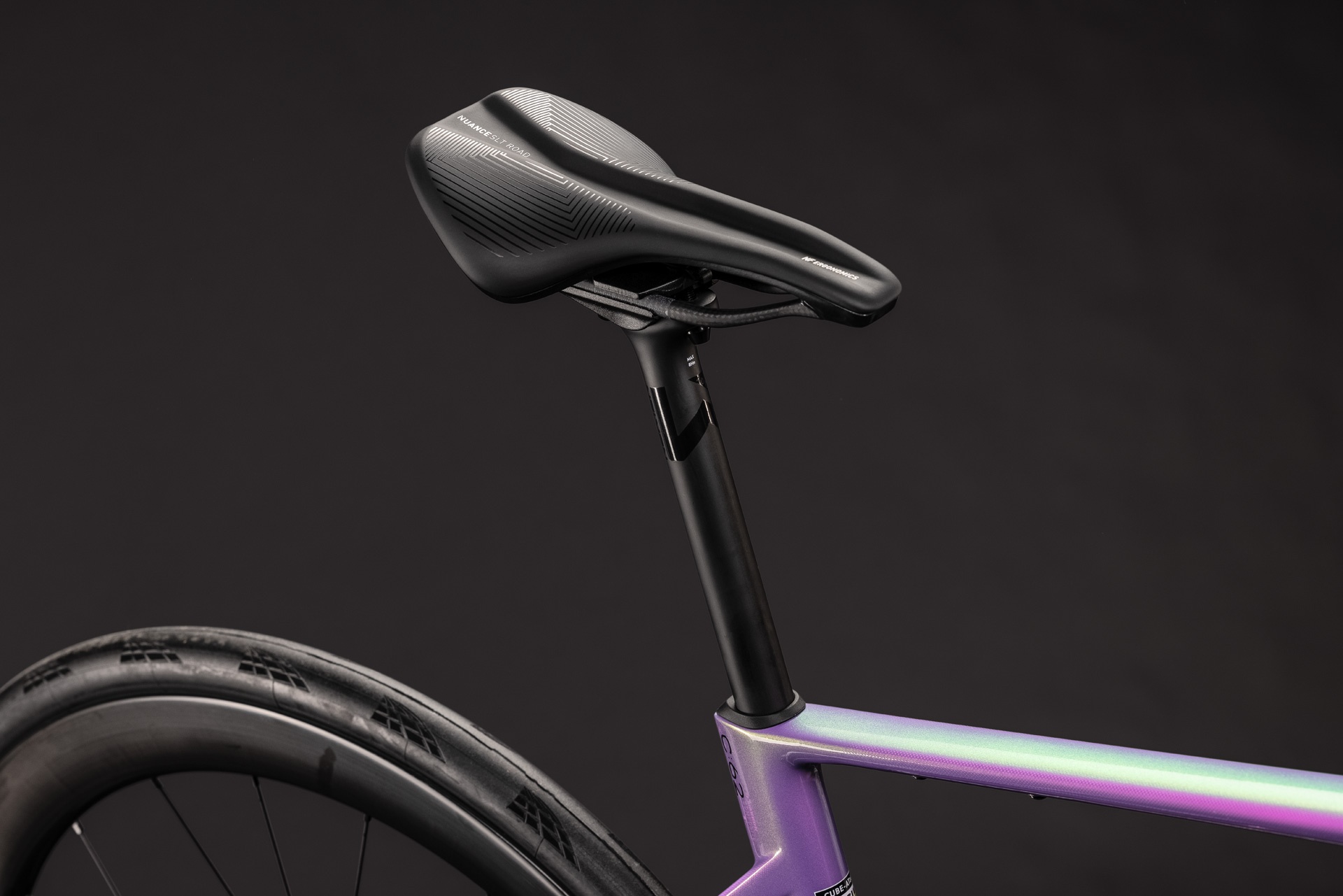 Cube Attain C:62 SLT / cosmicpurple´n´black