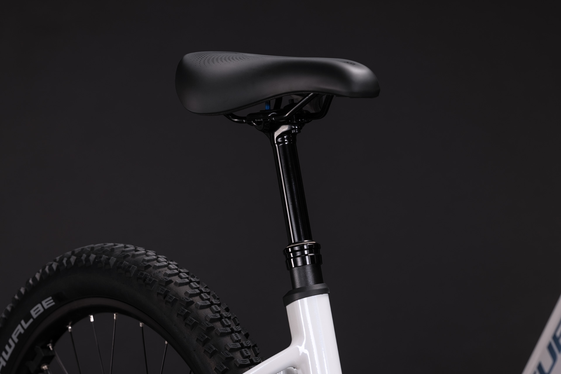 Cube Reaction Hybrid Race 800 / snow´n´black / Easy Entry