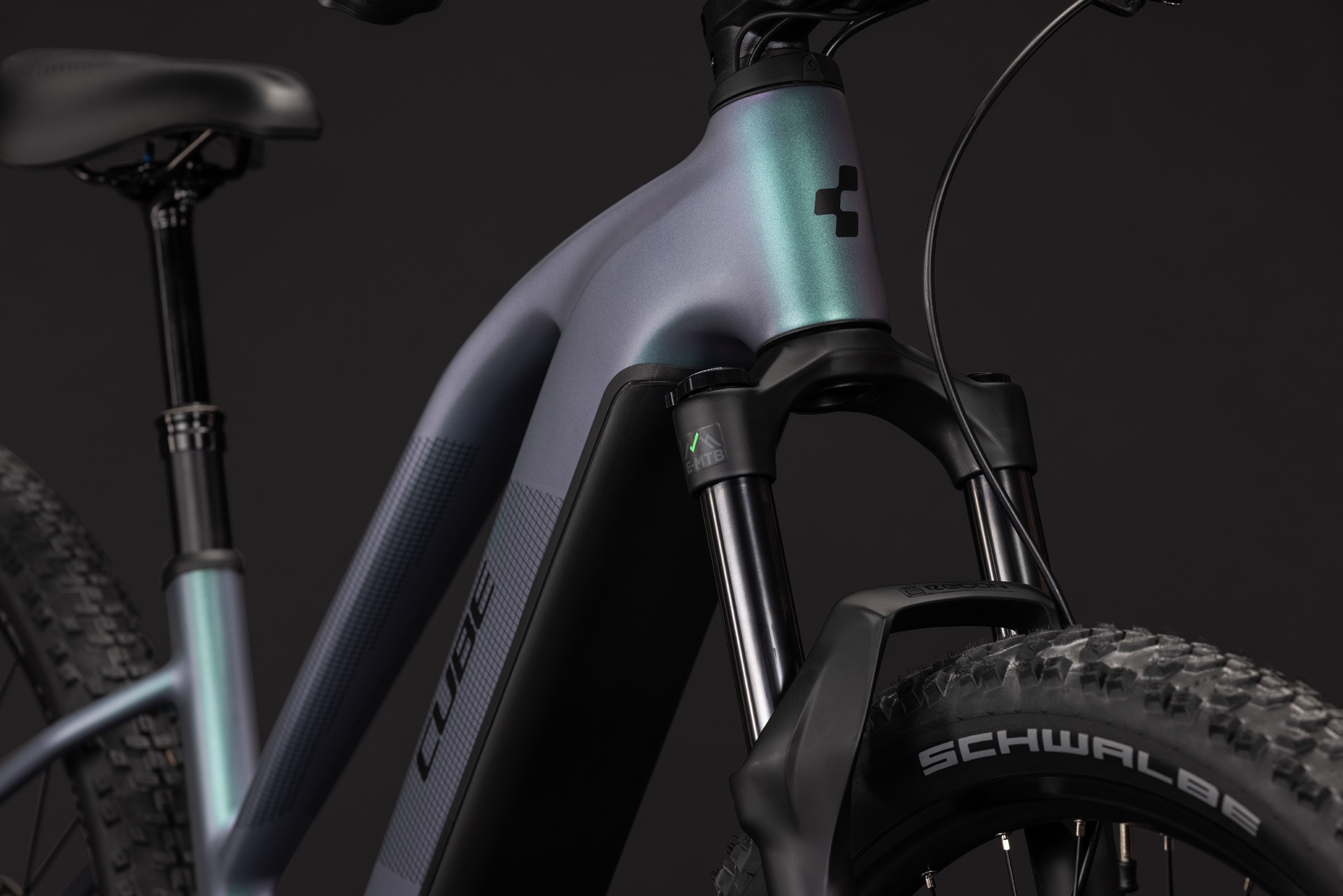 Cube Reaction Hybrid Pro 800 / polarlight´n´black / Trapeze