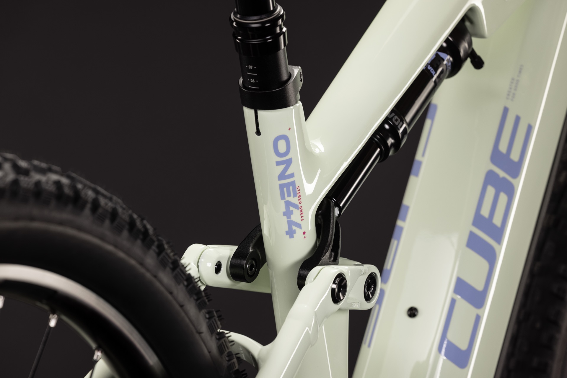 Cube Stereo Hybrid ONE44 HPC Race 800 / mellowyellow´n´lilac