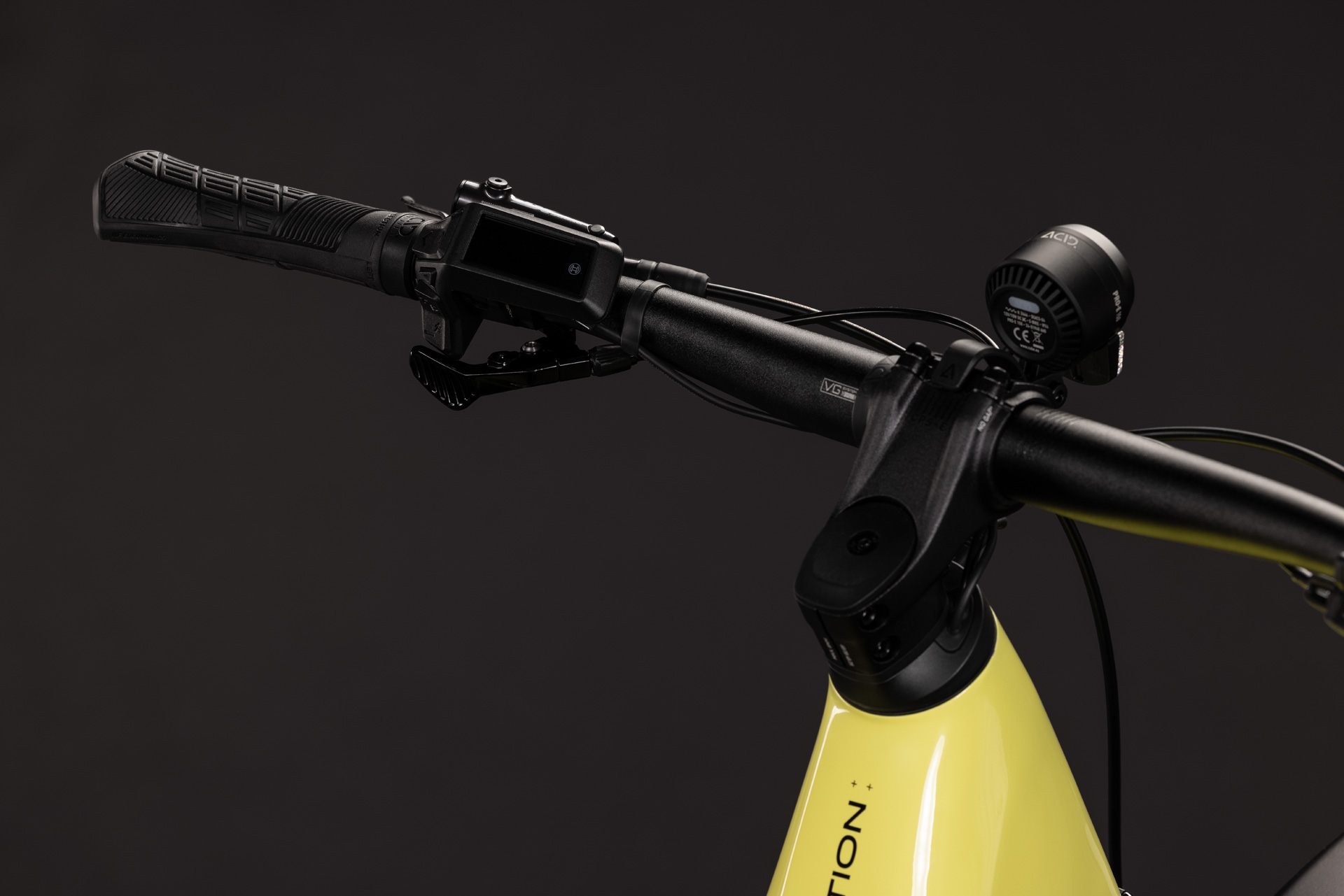 Cube Reaction Hybrid Race 800 FE / bananasplit´n´black / Easy Entry