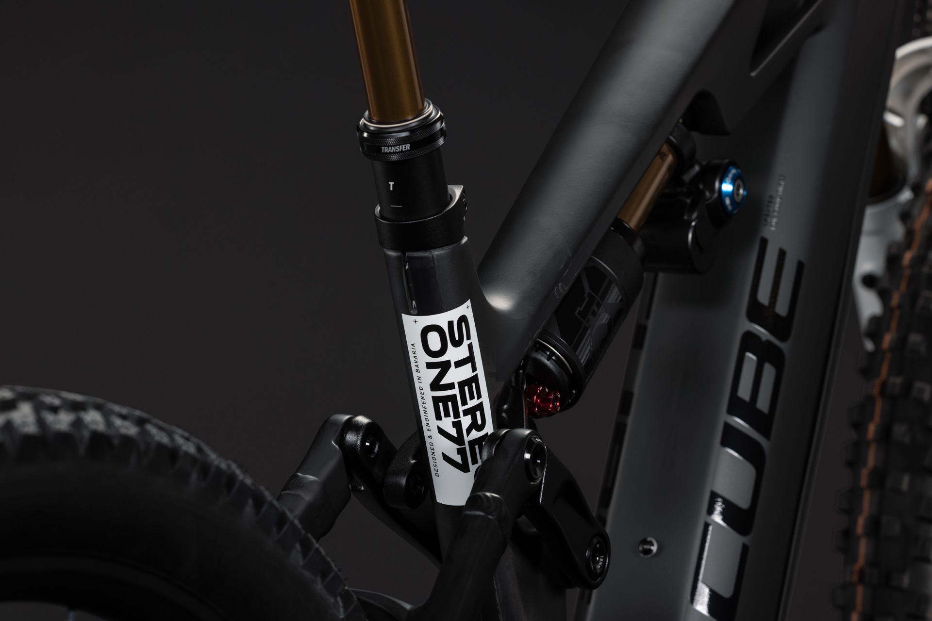 Cube Stereo Hybrid ONE77 HPC AT 800 / carbon´n´white