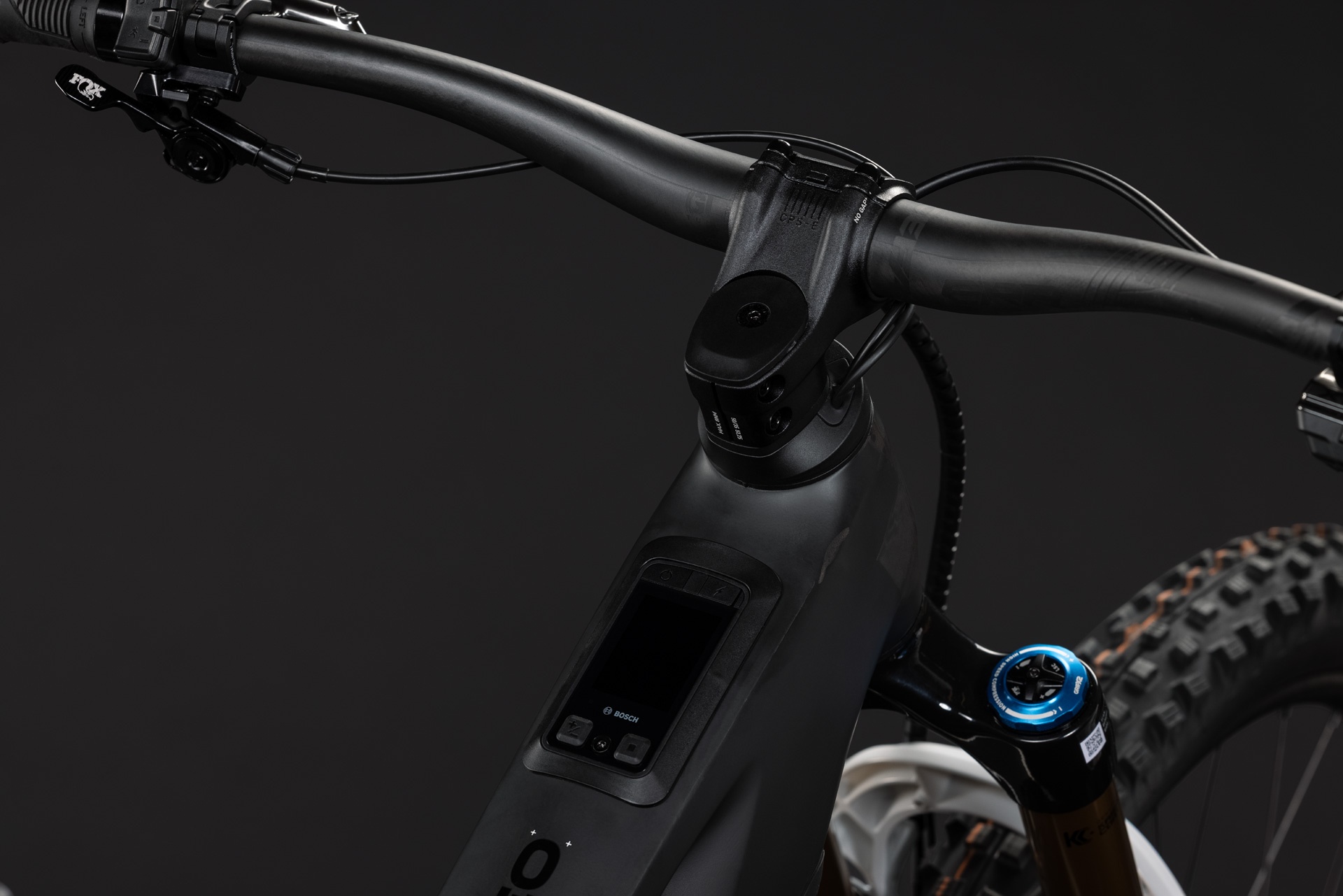 Cube Stereo Hybrid ONE77 HPC AT 800 / carbon´n´white