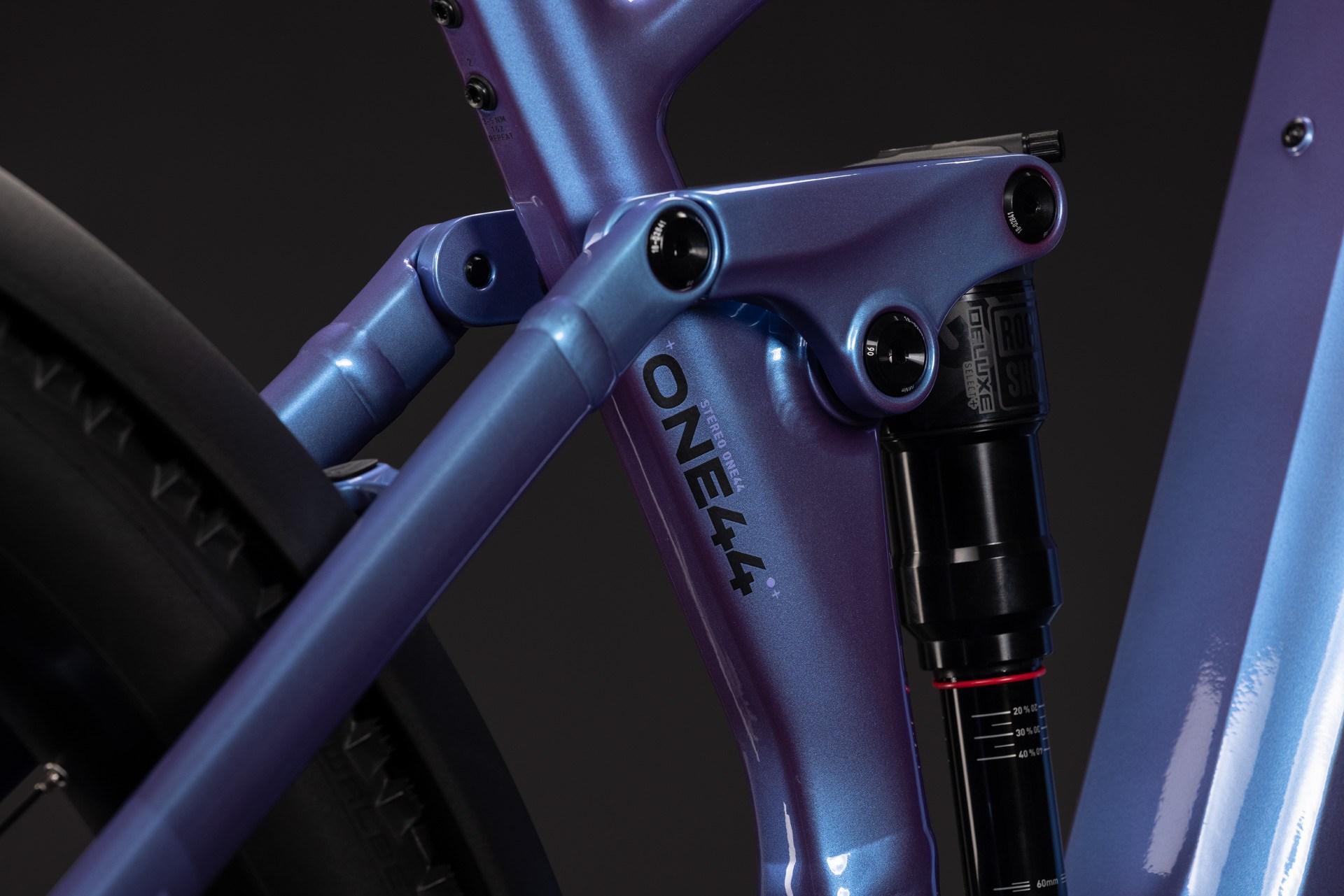 Cube Stereo Hybrid ONE44 Pro 800 FE / blueiris´n´purple