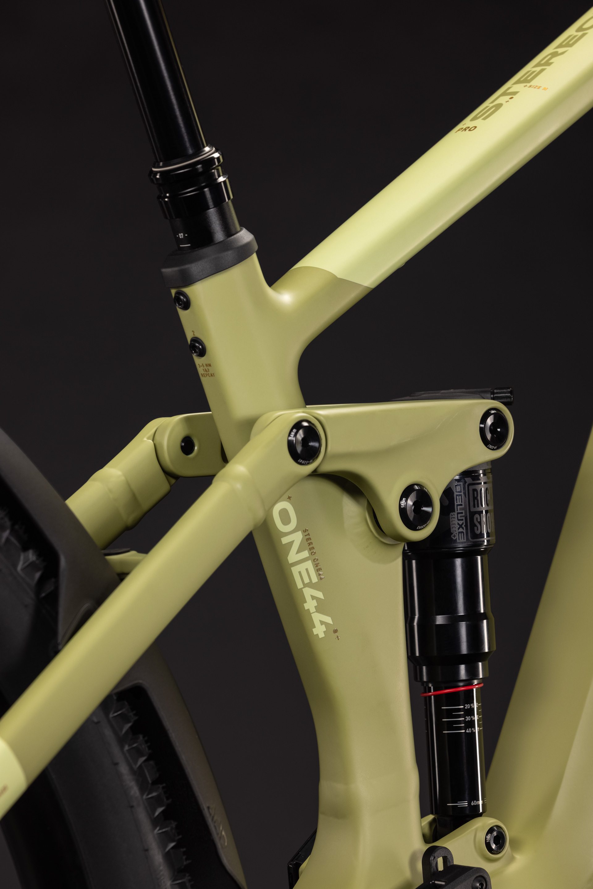 Cube Stereo Hybrid ONE44 Pro 800 / softwillow´n´green