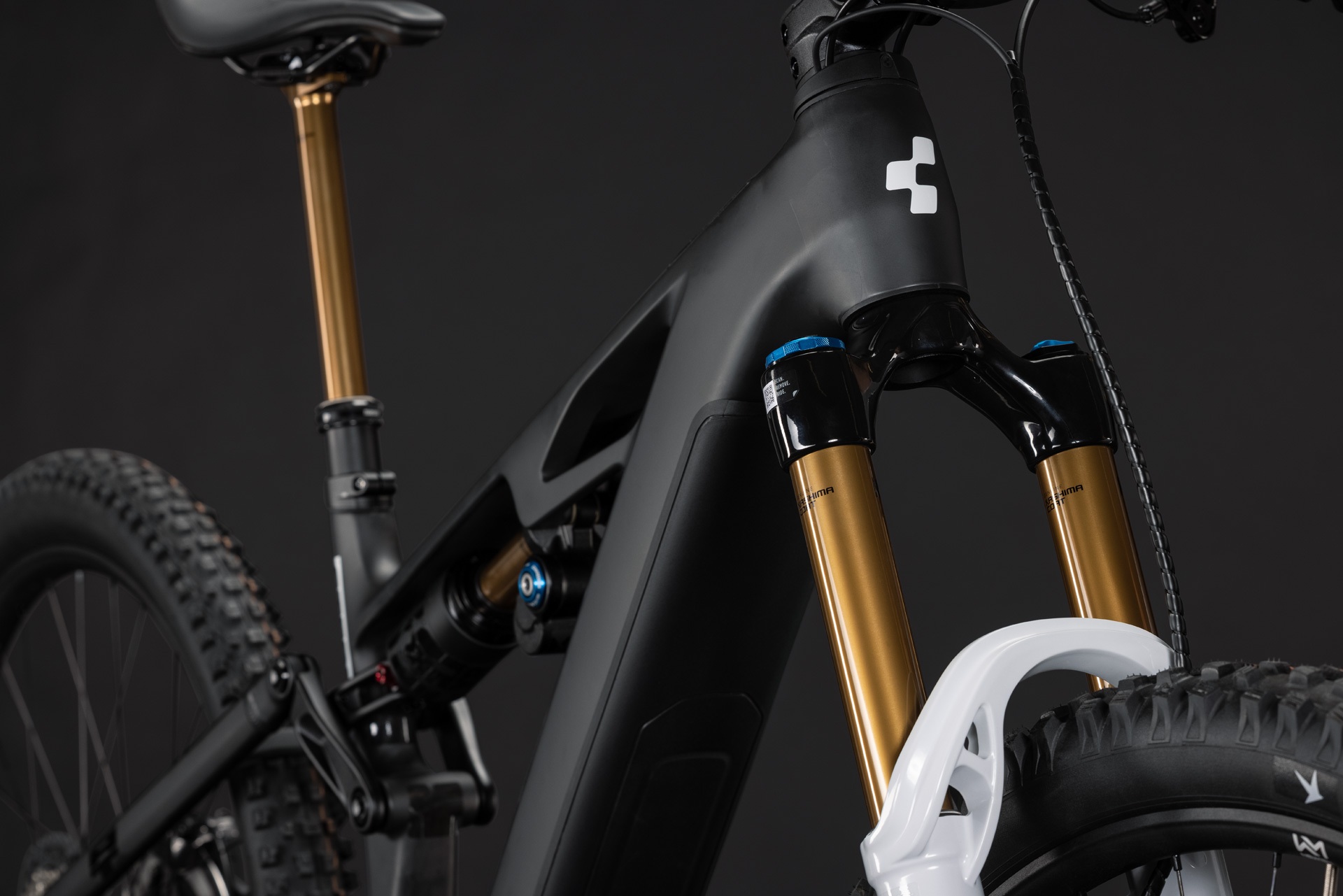 Cube Stereo Hybrid ONE77 HPC AT 800 / carbon´n´white