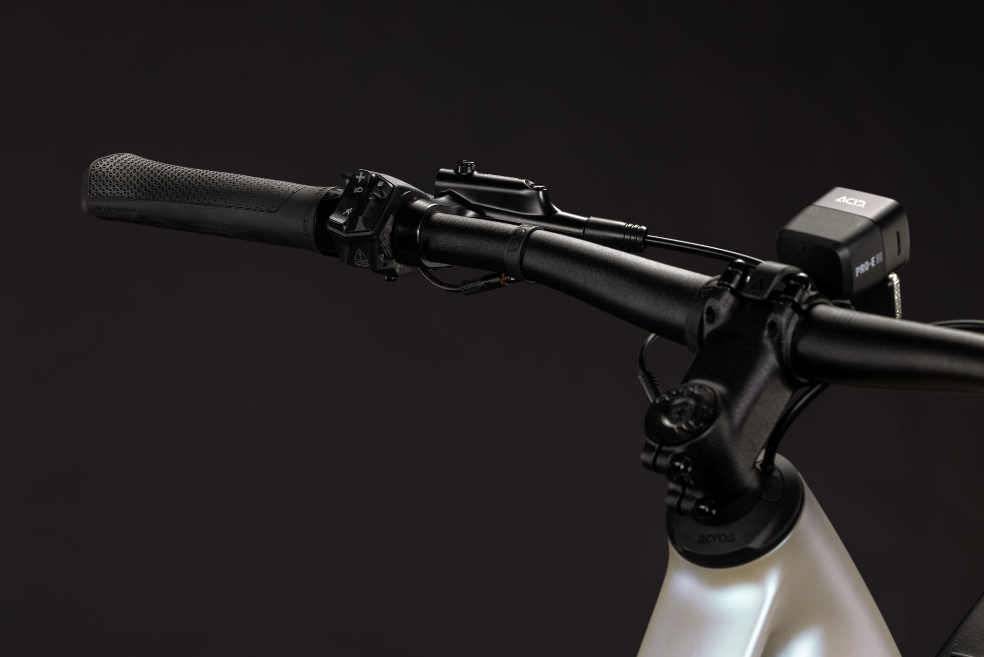 Cube Editor Hybrid ONE 360 FE / glintsand´n´black / Trapeze
