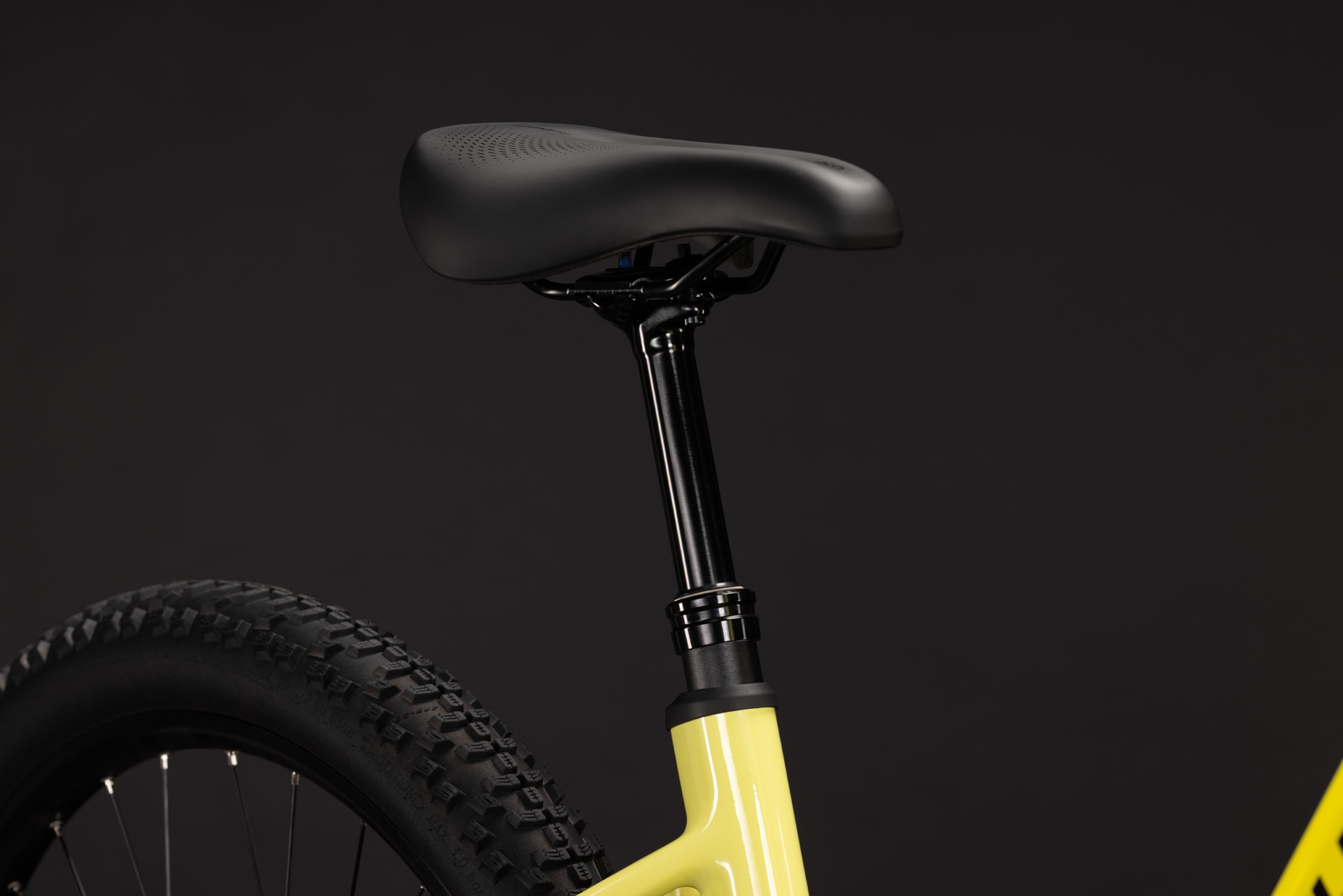 Cube Reaction Hybrid Race 800 / bananasplit´n´black / Easy Entry
