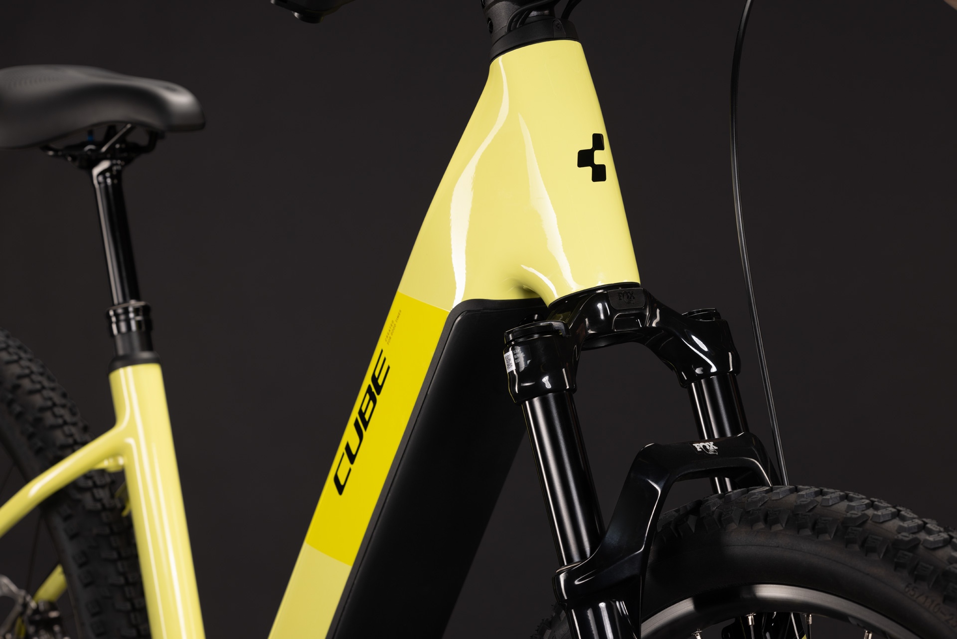 Cube Reaction Hybrid Race 800 / bananasplit´n´black / Easy Entry