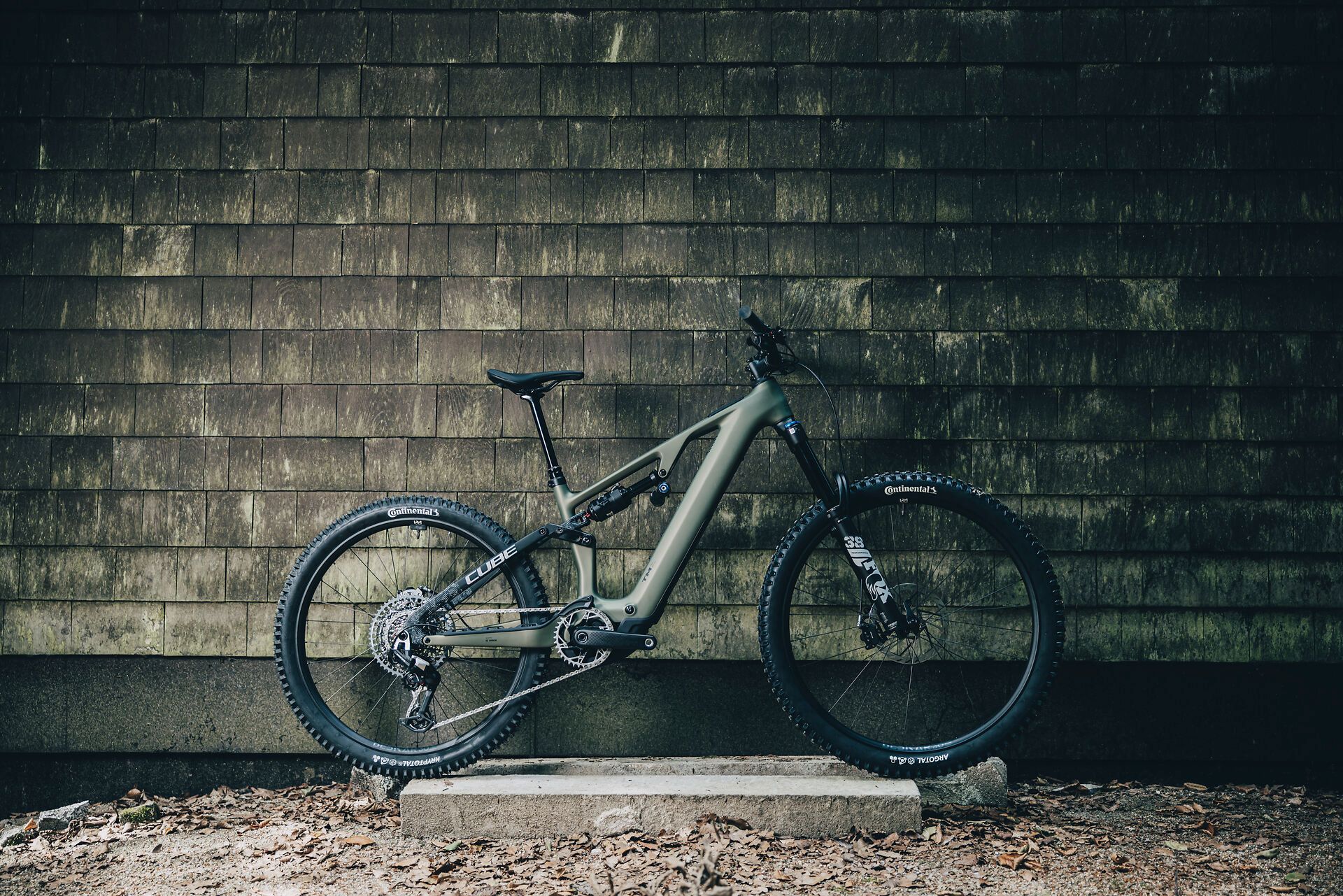 cube-ams-hybrid-177-tm-600-im-praxistest-so-schl-gt-sich-das-e-enduro