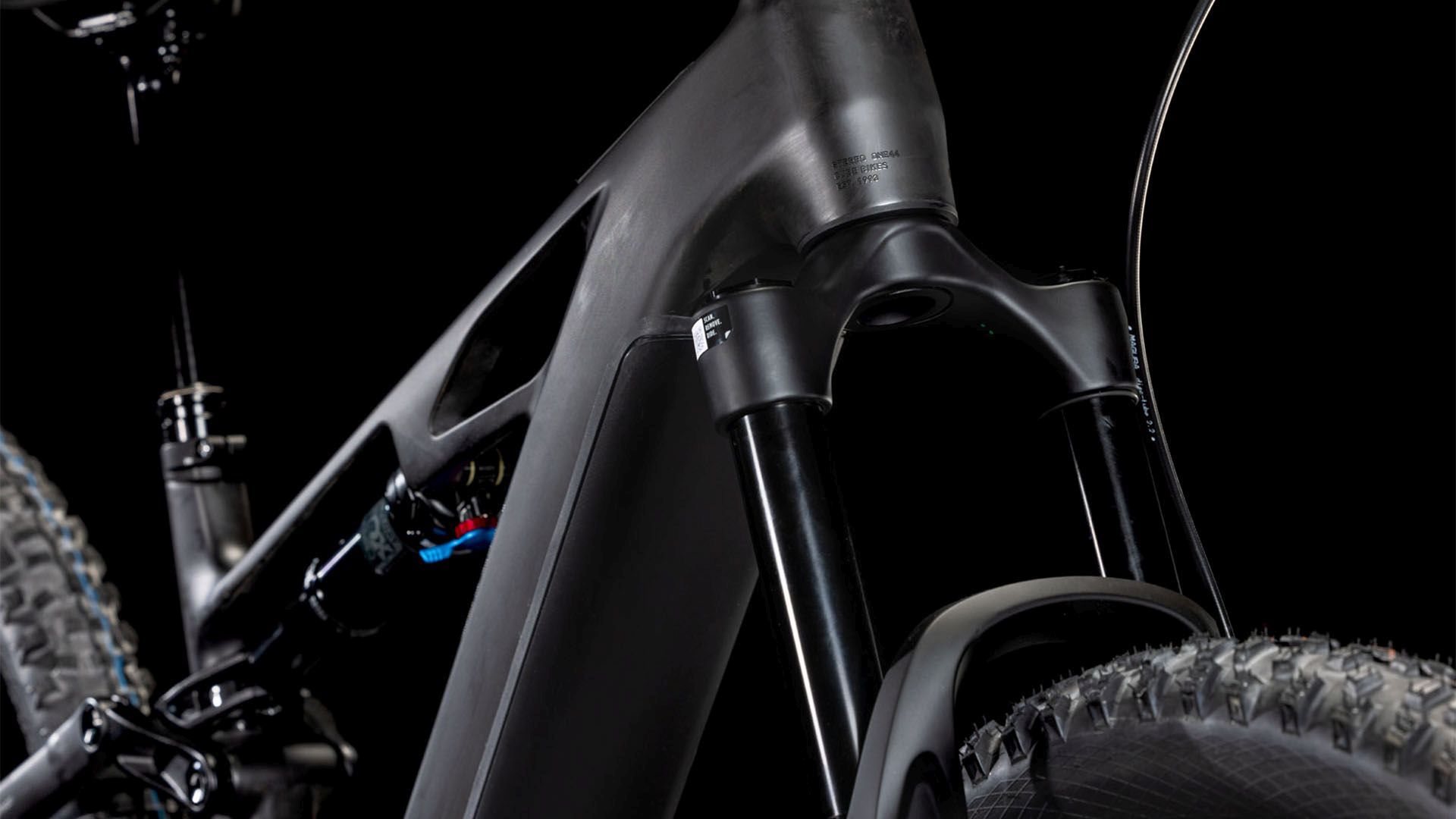 Cube stereo hybrid one44 hpc race 800 blackline l 257718